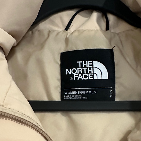 The North Face Women's Beige Utility Jacket - Picture 4 of 4